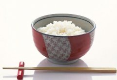 筷子摆放需要注意哪些风水讲究才能提升财运？