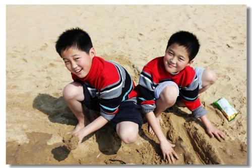 2019年五月出生的双胞胎男孩如何起名字,宜用什么字
