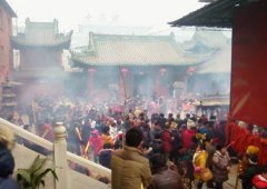 2023年五一劳动节去寺庙烧香拜佛好吗，有哪些讲究？