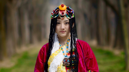 藏族服饰介绍藏族服饰特点 水墨先生