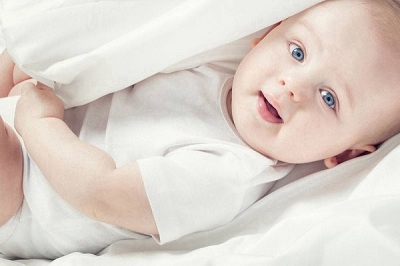 白露出生宝宝起名带什么偏旁部首 水墨先生